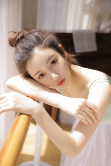 刘汉玩四朵金花